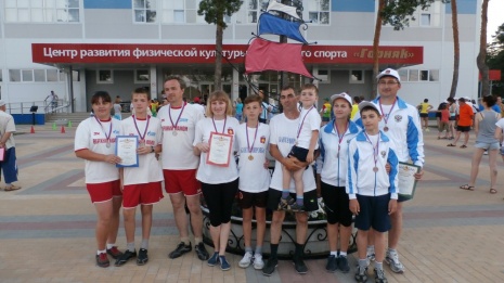 Кантемировцы победили в соревнованиях семей на Сельских играх