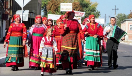 В Боброве прошел фестиваль народного творчества «Живой родник»