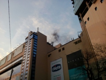 Воронежцы сообщили о пожаре в торговом центре «Галерея Чижова»