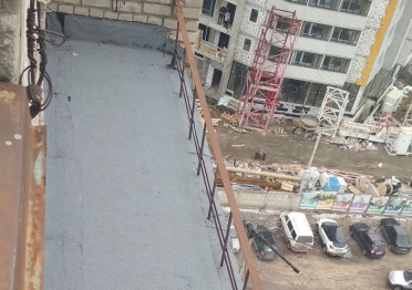 В Воронеже УК отремонтировала крышу в преддверии проверки Госжилинспекции