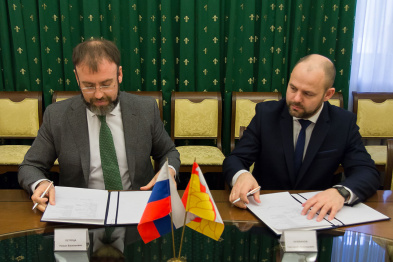 Воронежский регфонд подписал соглашение о сотрудничестве с Фондом развития промышленности