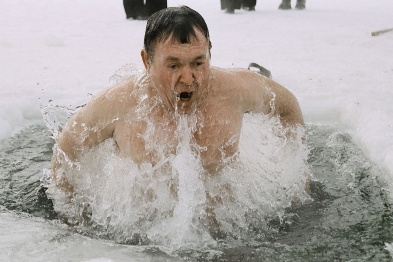 Воронежские санитарные врачи забраковали воду в 8 местах крещенских купаний  