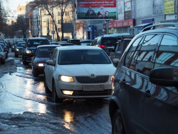 Воронежские коммунальщики назвали причину потопа на Среднемосковской