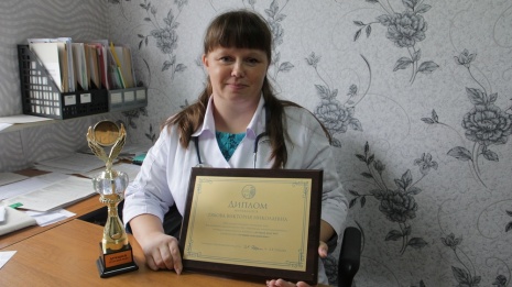 Врач общей практики из Бобровского района вошла в число лучших врачей области