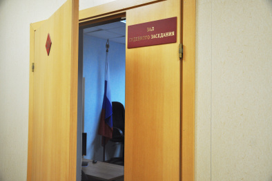 В Грибановке экс-полицейский ответит в суде за взятки и превышение должностных полномочий