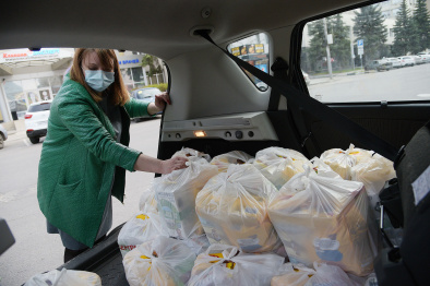 Инвалидам первой группы привезут продукты в Воронежской области