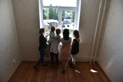 Воронежцам объяснили причину задержки выплат на детей от 3 до 7 лет