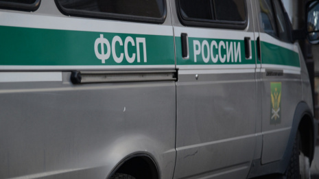 В Воронеже у водителя забрали Infiniti за долги по налогам 