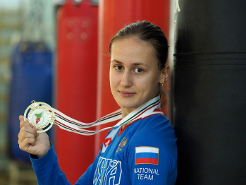 Воронежская спортсменка попала в топ самых красивых боксерш России