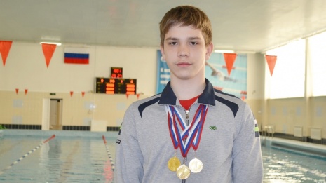 Бутурлиновского пловца включили в паралимпийскую сборную региона