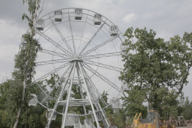 Запуск «чертова колеса» в поселке Воронежской области отложили на неопределенный срок