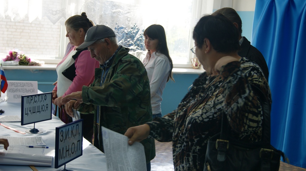 Алексей Гордеев набрал 93,65% голосов избирателей в Воробьевском районе