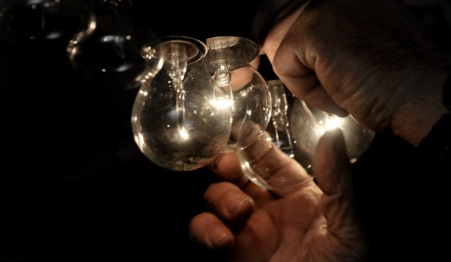 Ужесточены требования к неплательщикам за электроэнергию