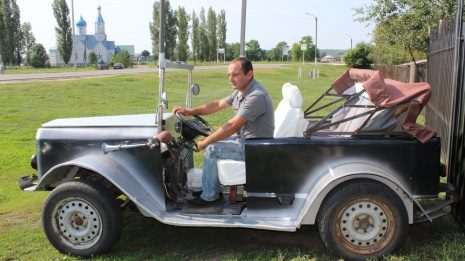Житель Терновского района собрал кабриолет из подручных материалов