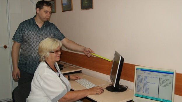В Поворино открылись компьютерные курсы для пенсионеров