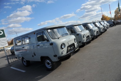 Скорым – помощь. Районные больницы Воронежской области получили новые автомобили