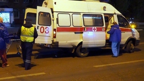 В центре Воронежа столкнулись пассажирский автобус и ВАЗ: пострадала 28-летняя девушка