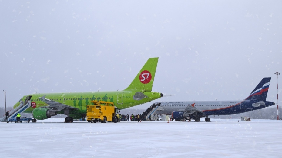 В нижегородском аэропорту экстренно посадили несколько самолетов до столицы