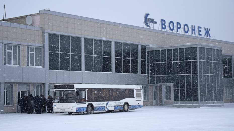 В аэропорту Ростова сигнализация помешала лайнеру вылететь в столицу РФ — Прерванный взлет