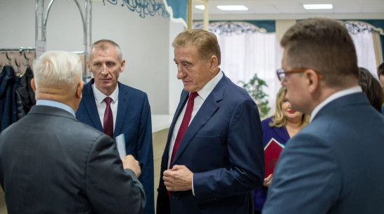 Депутаты Воронежской облдумы приняли участие в торжествах ко Дню работника сельского хозяйства в Таловском районе