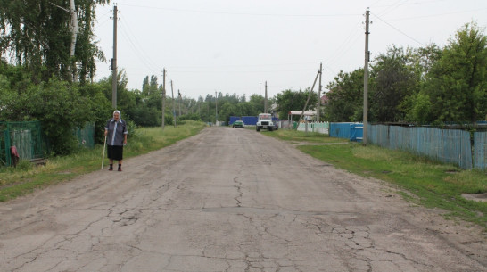 В Хохольском районе начался ремонт дорог