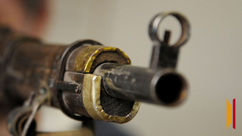 Под Воронежем выпускник украл у экс-директора школы винтовку и отомстил ему