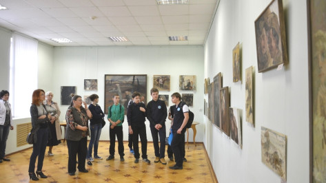 В Острогожске открылась выставка работ воронежских художников Богачевых