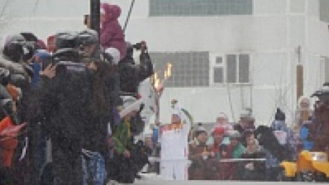 Эстафета олимпийского огня в Воронеже взяла паузу в «Алых Парусах»