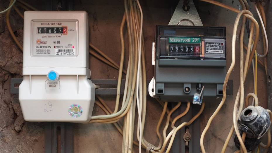 Россиян обяжут устанавливать «умные» счетчики на коммуналку