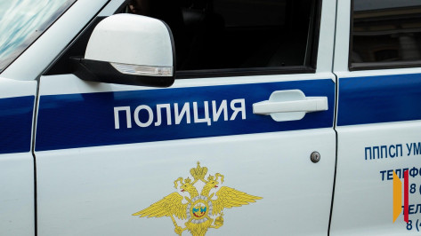 В Воронежской области мошенники заставили мужчину продать автомобиль и отдать им деньги