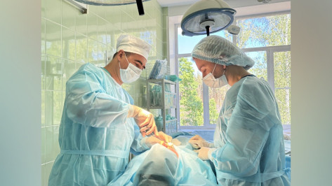 Воронежские врачи провели уникальную операцию по восстановлению языка 38-летнему мужчине