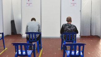 Заболевшим после прививки от коронавируса уменьшат срок действия QR-кода