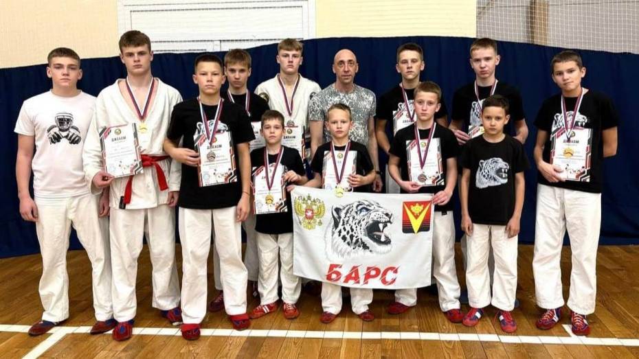 Борисоглебские рукопашники завоевали 6 золотых медалей на областных соревнованиях