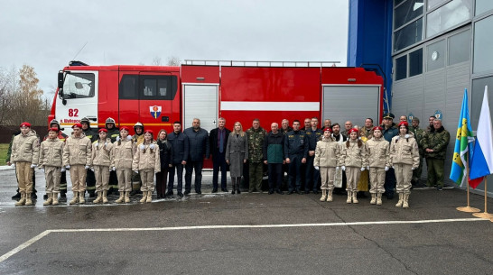 Пожарные новоусманского поселка Шуберское получили новый автомобиль МАЗ
