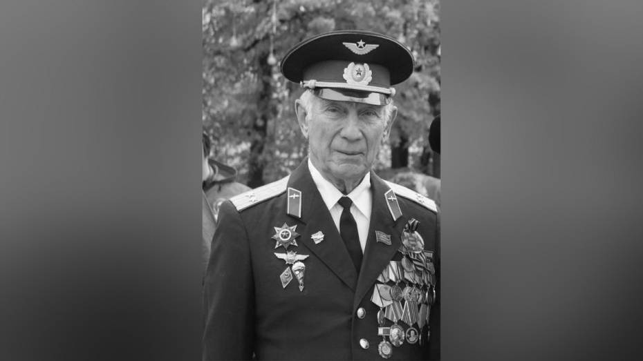 Умер знакомый с Юрием Гагариным воронежский летчик Александр Скворцов