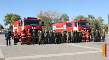 Петропавловским пожарным вручили ключи от двух машин белорусского производства