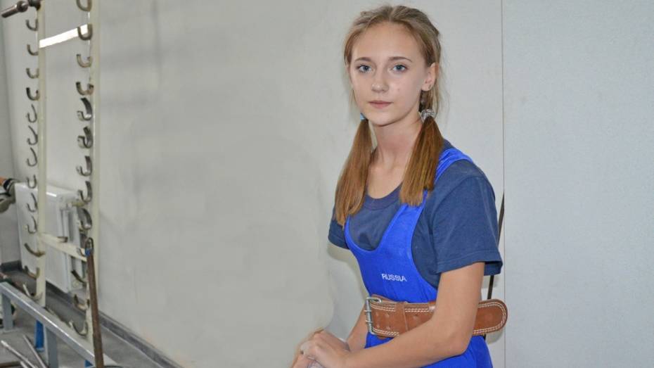 Лискинская спортсменка завоевала «золото» на первенстве области по тяжелой атлетике