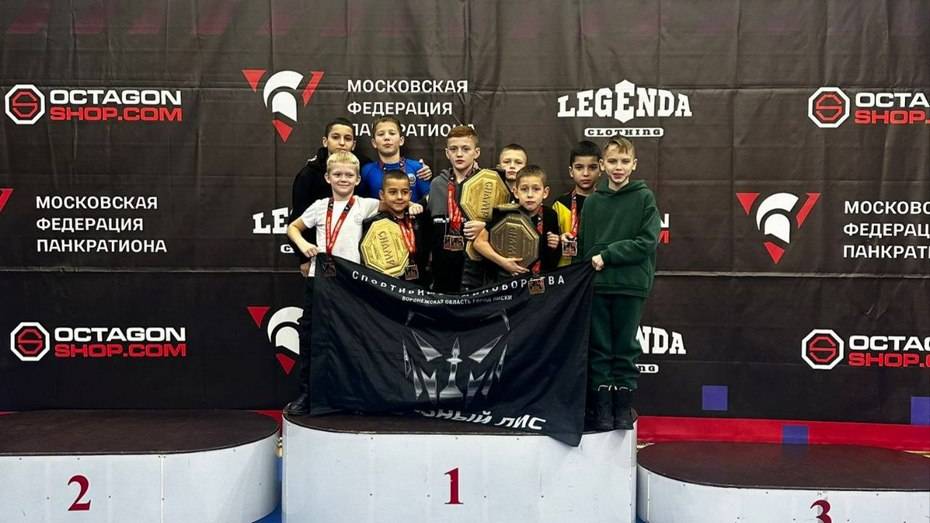 Лискинцы выиграли 3 «золота» на открытом Кубке Москвы по панкратиону
