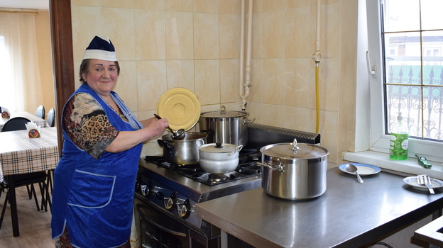 Социальная столовая при соборе в Борисоглебске возобновила работу после ремонта