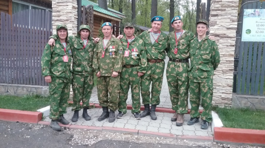 Борисоглебский десантник прошел 400 км в честь Дня Победы