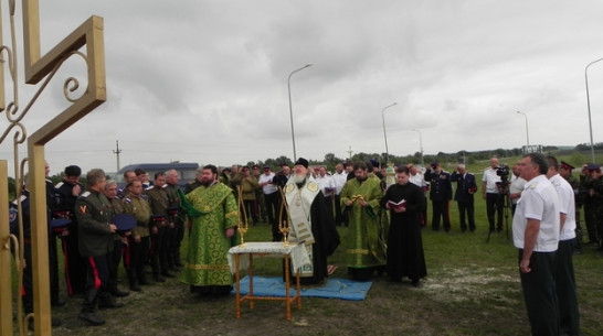 В День Святой Троицы Кантемировку посетил митрополит Воронежский и Борисоглебский Сергий