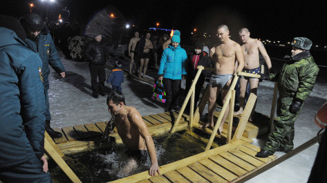 Санврачи назвали небезопасные места для купания в крещенскую ночь в Воронеже