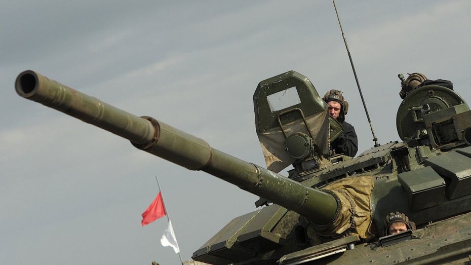 В Воронежской области стартовали учения мотострелков и танкистов ЗВО