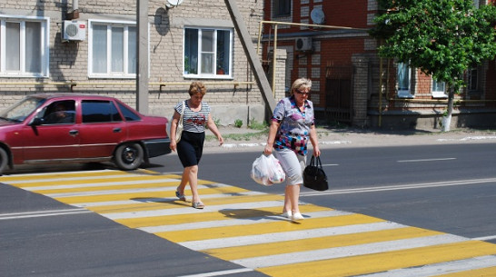 В Россоши планируют за лето перекрасить все «зебры»