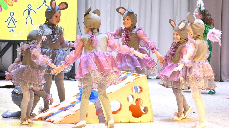 Танцевальный ансамбль из Калачеевского района стал одним из победителей межрегионального конкурса