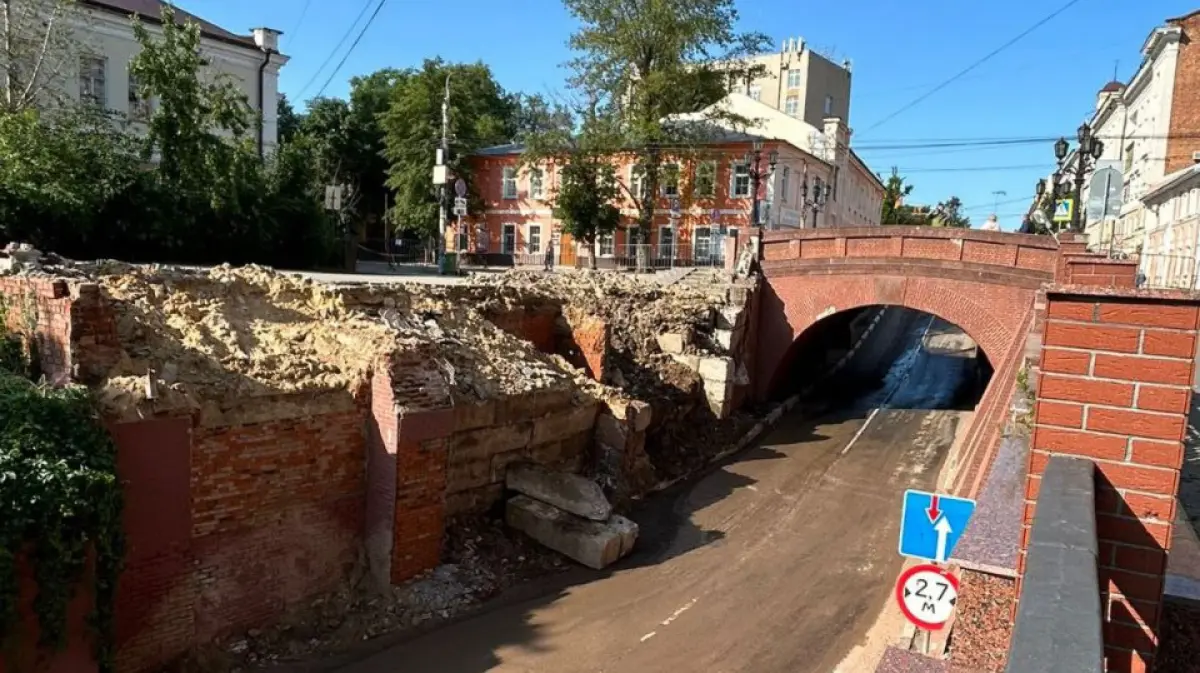 В Воронеже проведен демонтаж и вывоз элементов конструкции Каменного моста