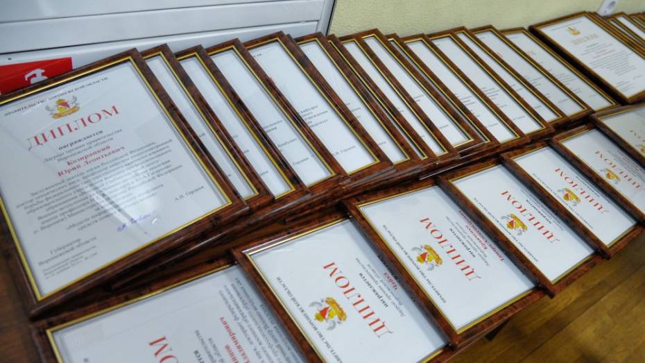 Воронежские ученые получили награды за эко-упаковку и аппарат для сублимации 