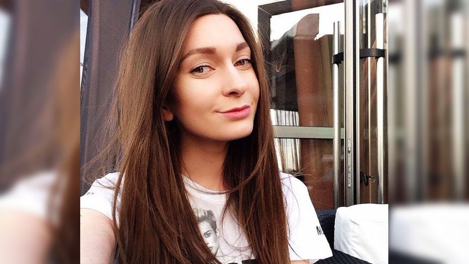 Жительница Воронежа отказалась от претензий к девушке, изрезавшей ей лицо и глаза бокалом