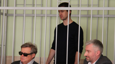 Бывшего вице-мэра Воронежа оставили под домашним арестом еще на месяц