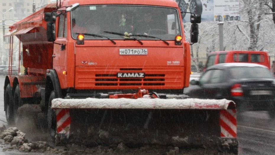 5481 тонна пескосоляной смеси израсходована для обработки дорог за выходные в Воронежской и Липецкой областях